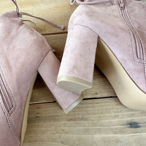 Corina Pin Faux Suede Boots NWOB NEW 40/9.5 Mauve Heels - Picture 7 of 8
